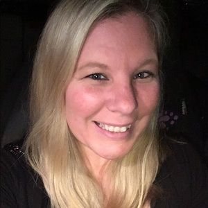 Meet your Posher, Stacy